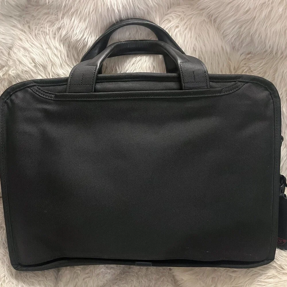 TUMI Alpha 2 T-Pass® Screen Slim Black Laptop Briefcase, Black, 26516D2